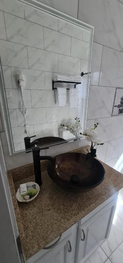 Appartamento El Rincon Tunapuna Village Esterno foto